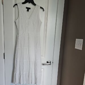 Mlle Gabrielle White Sleeveless Midi Dress